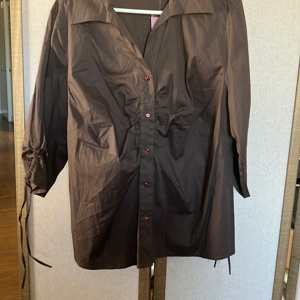 Elegant brown Women's Top 2x nwt